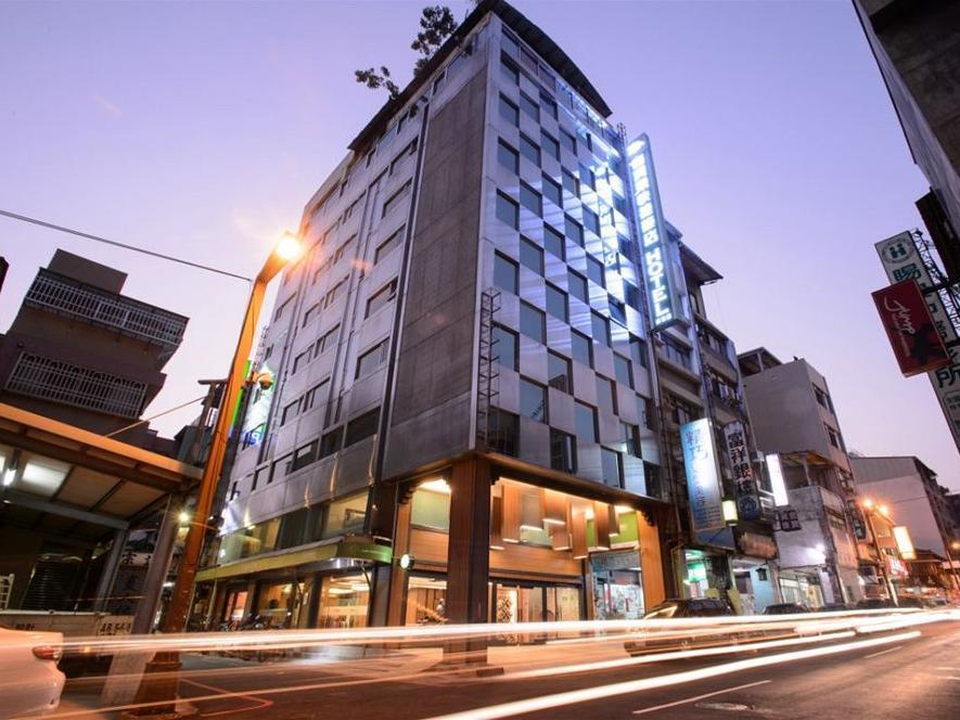 Kiwi Express Hotel - Chenggong Rd Taichung Exterior foto